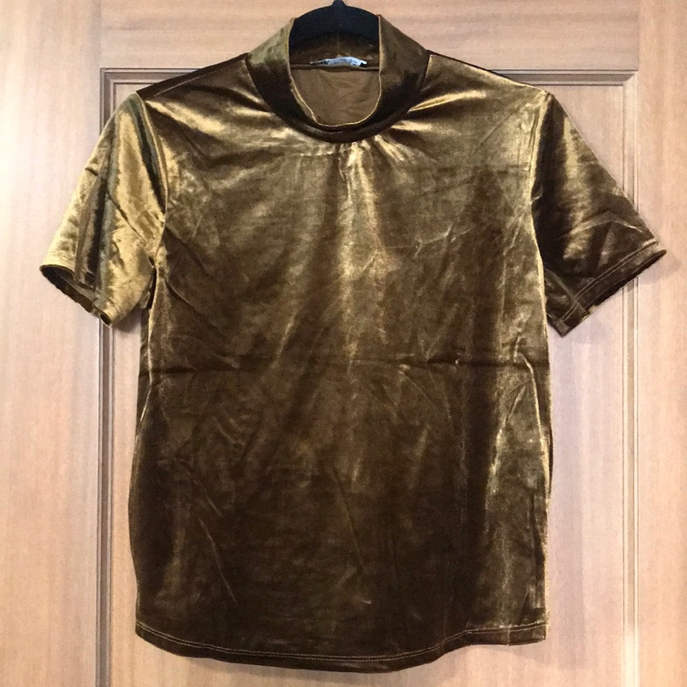 ZARA mock t neck short sleeve shirt